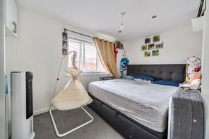 Bedroom- click for photo gallery